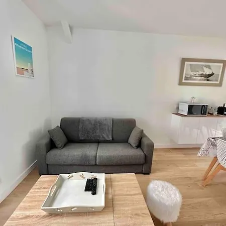 Le Port - Maison Dans Le Quartier Du Passage Holiday home
