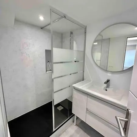 Le Port - Maison Dans Le Quartier Du Passage Holiday home *